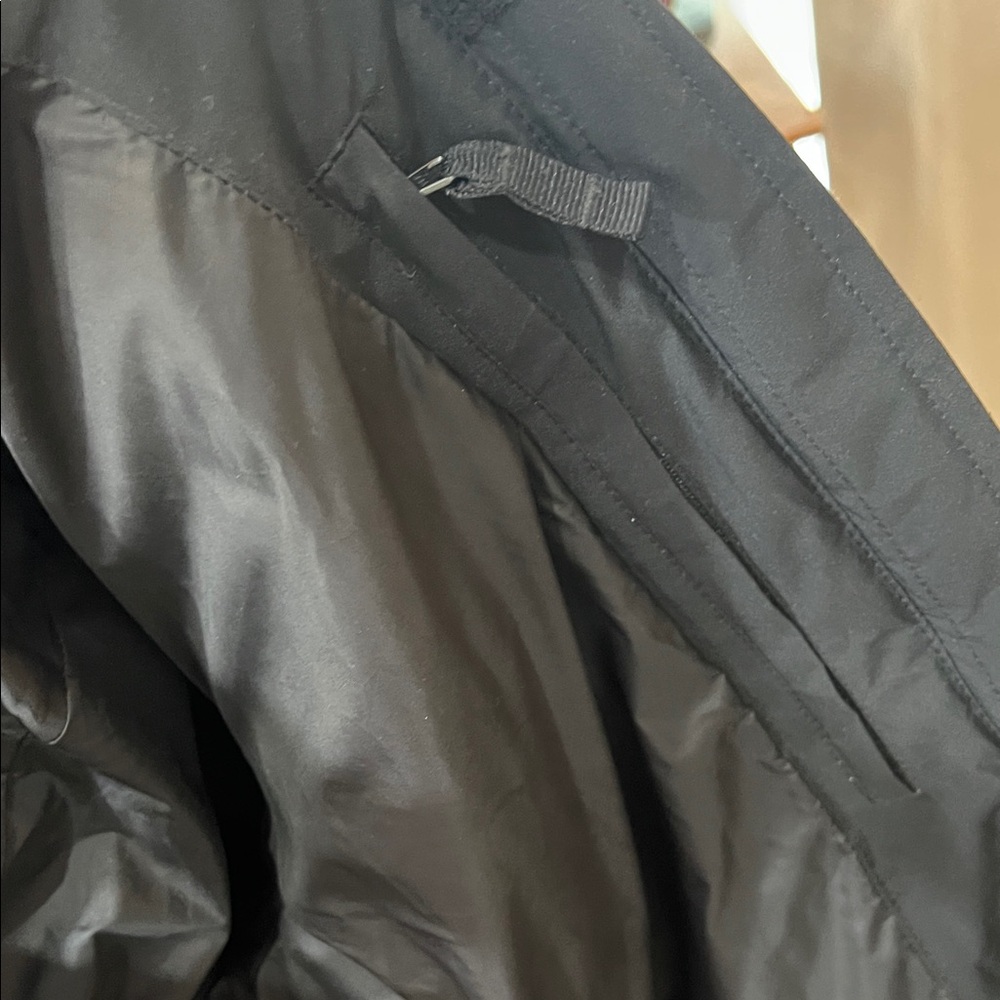 Eddie Bauer Black Puffer Coat with Fur Trim 80% waterfowl feathers TL Coat - Picture 8 of 8